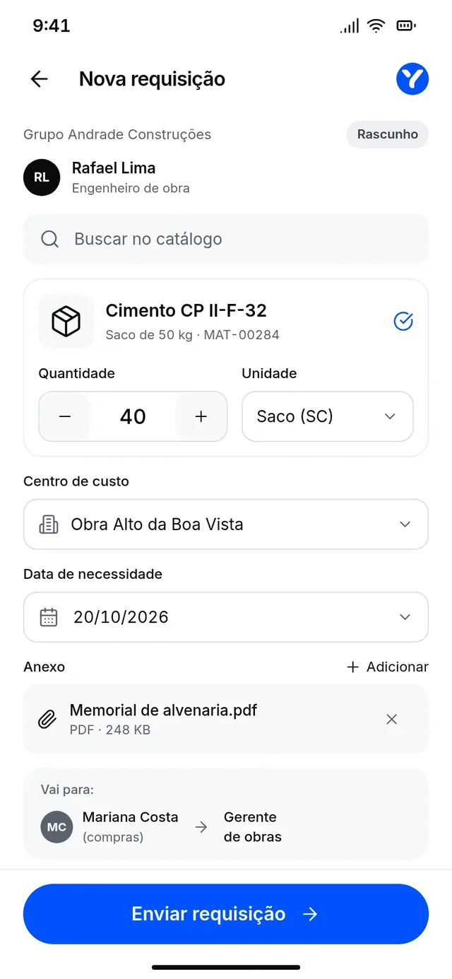 Requisição de cimento no celular com quantidade, unidade, centro de custo, data de necessidade, anexo e responsáveis pela aprovação.